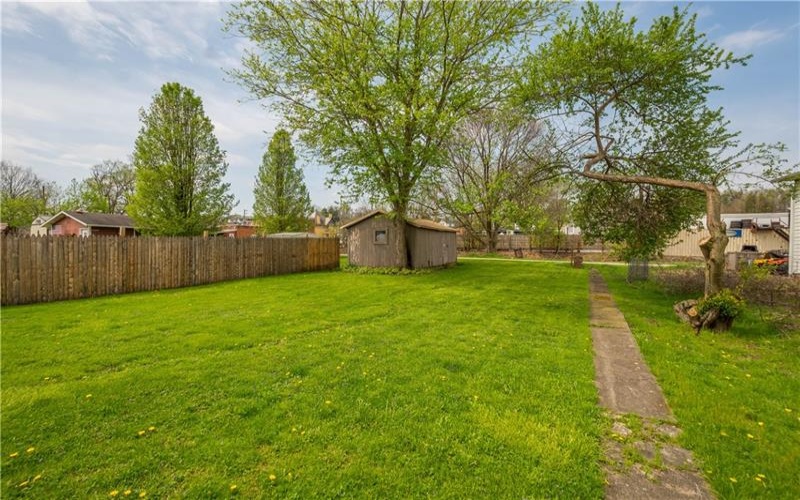 106 Level Street, Bentleyville, 15314, 3 Bedrooms Bedrooms, 6 Rooms Rooms,2 BathroomsBathrooms,Residential,For Sale,Level Street,1750181