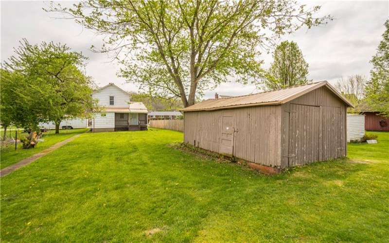 106 Level Street, Bentleyville, 15314, 3 Bedrooms Bedrooms, 6 Rooms Rooms,2 BathroomsBathrooms,Residential,For Sale,Level Street,1750181