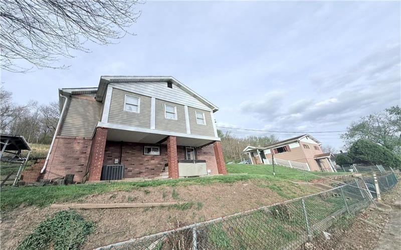 521/523 3rd St, Isabella, 15447, 2 Bedrooms Bedrooms, 6 Rooms Rooms,2 BathroomsBathrooms,Residential,For Sale,3rd St,1748507