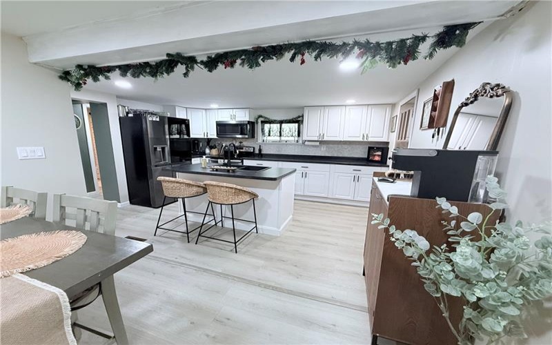 521/523 3rd St, Isabella, 15447, 2 Bedrooms Bedrooms, 6 Rooms Rooms,2 BathroomsBathrooms,Residential,For Sale,3rd St,1748507