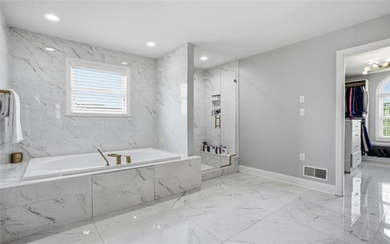 306 Hedgerow Dr, Venetia, 15367, 4 Bedrooms Bedrooms, 14 Rooms Rooms,4.1 BathroomsBathrooms,Residential,For Sale,Hedgerow Dr,1750183