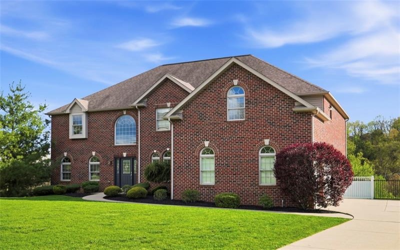 306 Hedgerow Dr, Venetia, 15367, 4 Bedrooms Bedrooms, 14 Rooms Rooms,4.1 BathroomsBathrooms,Residential,For Sale,Hedgerow Dr,1750183