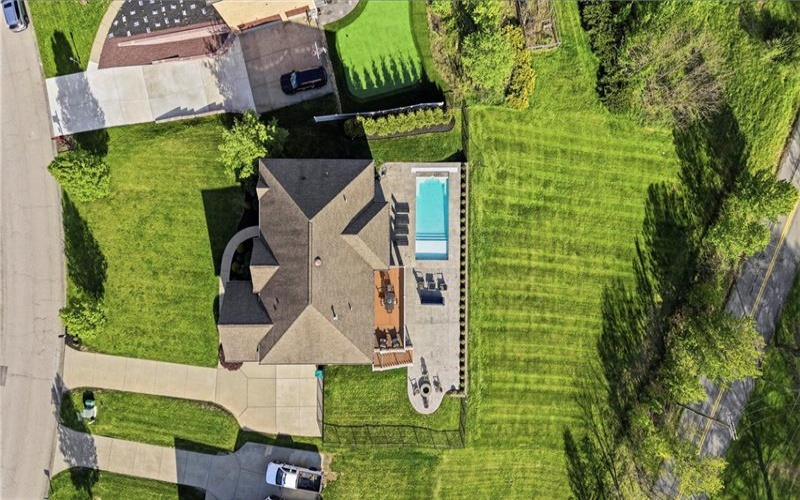 306 Hedgerow Dr, Venetia, 15367, 4 Bedrooms Bedrooms, 14 Rooms Rooms,4.1 BathroomsBathrooms,Residential,For Sale,Hedgerow Dr,1750183
