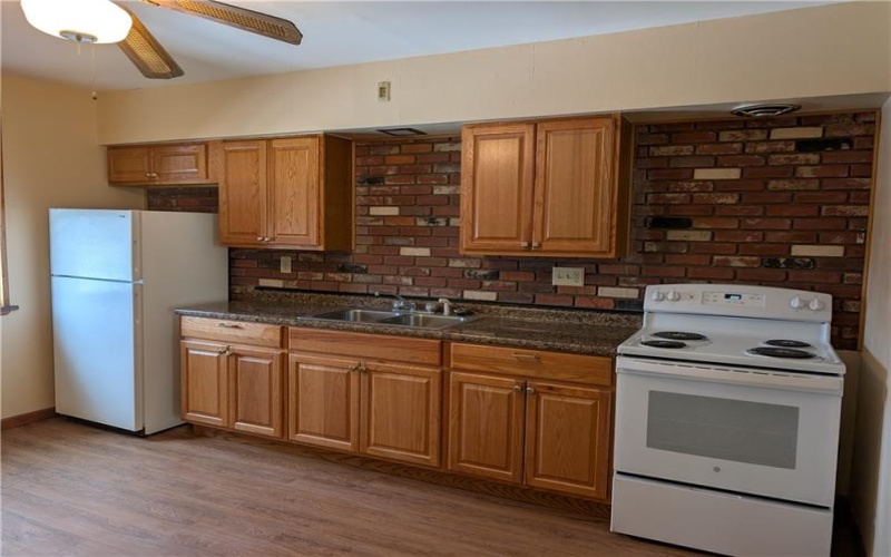 619 Conrad, Charleroi, 15022, 1 Bedroom Bedrooms, ,1 BathroomBathrooms,Lease,For Rent,Conrad,1750200