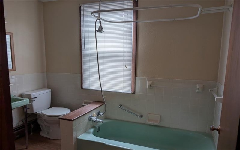 619 Conrad, Charleroi, 15022, 1 Bedroom Bedrooms, ,1 BathroomBathrooms,Lease,For Rent,Conrad,1750200