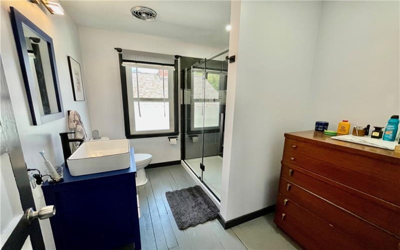 3 Kerr St, Burgettstown, 15021, 1 Bedroom Bedrooms, ,1 BathroomBathrooms,Residential,For Sale,Kerr St,1750209