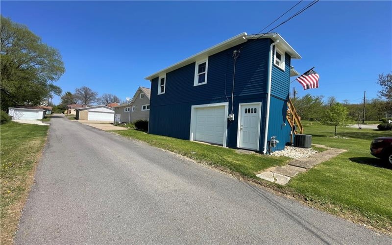 3 Kerr St, Burgettstown, 15021, 1 Bedroom Bedrooms, ,1 BathroomBathrooms,Residential,For Sale,Kerr St,1750209