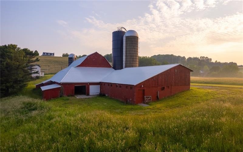 198 Mt View Rd, Champion, 15622, 3 Bedrooms Bedrooms, ,1.1 BathroomsBathrooms,Farm-acreage-lot,For Sale,HOUSE ,BARN,Mt View Rd,1748569