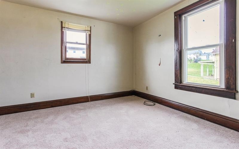 112 2nd Avenue, New Eagle, 15067, 3 Bedrooms Bedrooms, 7 Rooms Rooms,1 BathroomBathrooms,Residential,For Sale,2nd Avenue,1748597