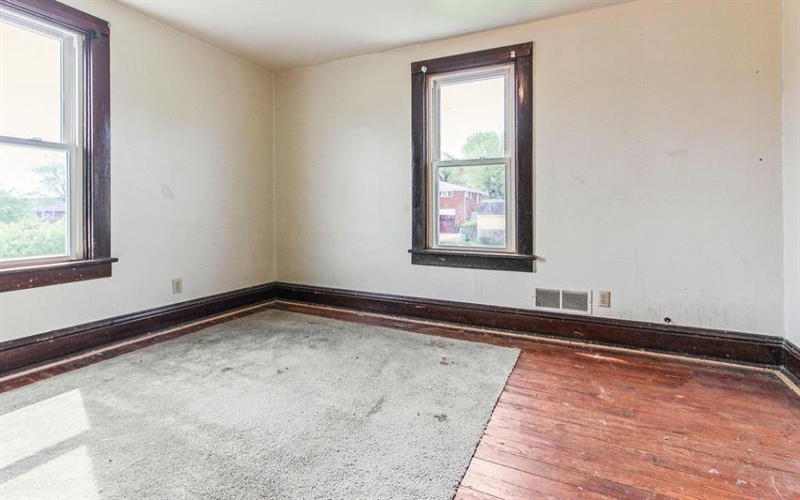 112 2nd Avenue, New Eagle, 15067, 3 Bedrooms Bedrooms, 7 Rooms Rooms,1 BathroomBathrooms,Residential,For Sale,2nd Avenue,1748597