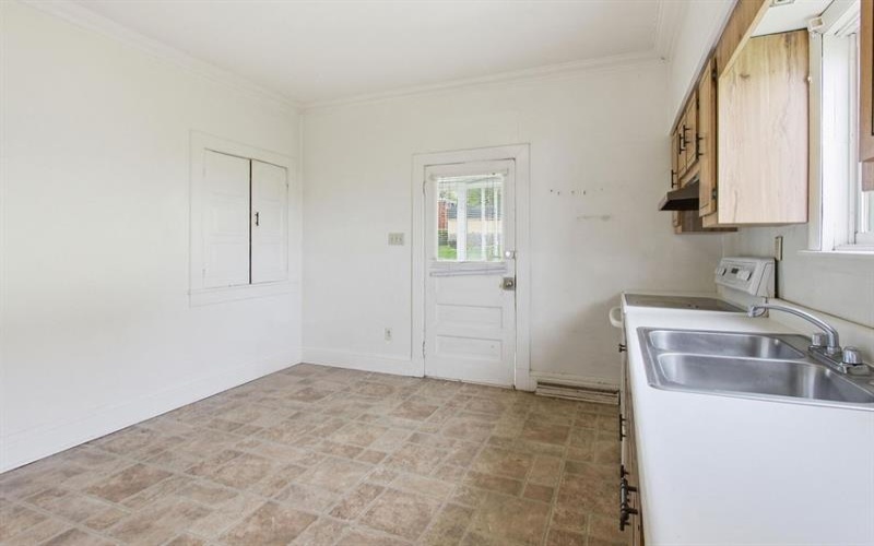 112 2nd Avenue, New Eagle, 15067, 3 Bedrooms Bedrooms, 7 Rooms Rooms,1 BathroomBathrooms,Residential,For Sale,2nd Avenue,1748597