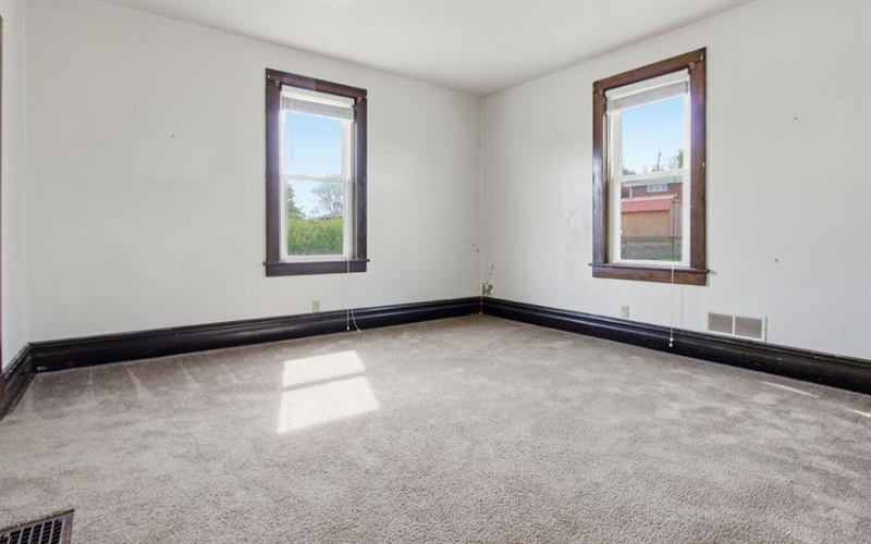 112 2nd Avenue, New Eagle, 15067, 3 Bedrooms Bedrooms, 7 Rooms Rooms,1 BathroomBathrooms,Residential,For Sale,2nd Avenue,1748597