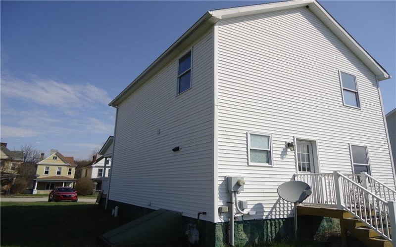 608 Reed Avenue, Monessen, 15062, 3 Bedrooms Bedrooms, 6 Rooms Rooms,1.1 BathroomsBathrooms,Residential,For Sale,Reed Avenue,1748634