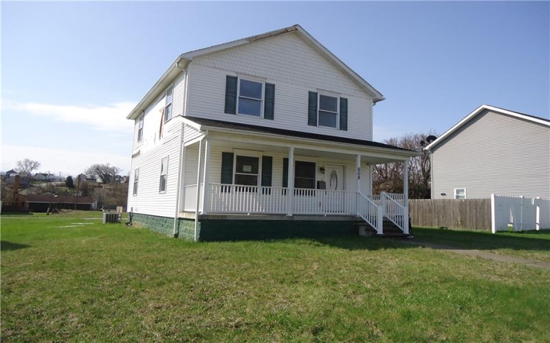 608 Reed Avenue, Monessen, 15062, 3 Bedrooms Bedrooms, 6 Rooms Rooms,1.1 BathroomsBathrooms,Residential,For Sale,Reed Avenue,1748634