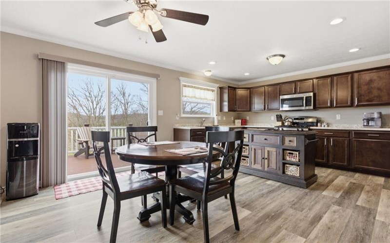 327 Everest Circle, Houston, 15342, 4 Bedrooms Bedrooms, 11 Rooms Rooms,2.1 BathroomsBathrooms,Residential,For Sale,Everest Circle,1748641