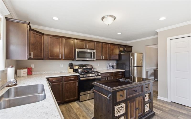 327 Everest Circle, Houston, 15342, 4 Bedrooms Bedrooms, 11 Rooms Rooms,2.1 BathroomsBathrooms,Residential,For Sale,Everest Circle,1748641