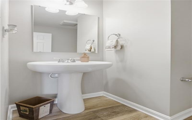 327 Everest Circle, Houston, 15342, 4 Bedrooms Bedrooms, 11 Rooms Rooms,2.1 BathroomsBathrooms,Residential,For Sale,Everest Circle,1748641