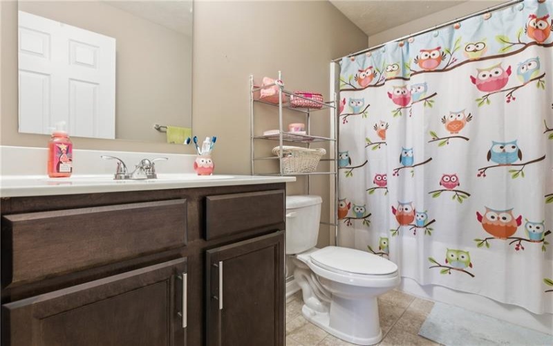 327 Everest Circle, Houston, 15342, 4 Bedrooms Bedrooms, 11 Rooms Rooms,2.1 BathroomsBathrooms,Residential,For Sale,Everest Circle,1748641