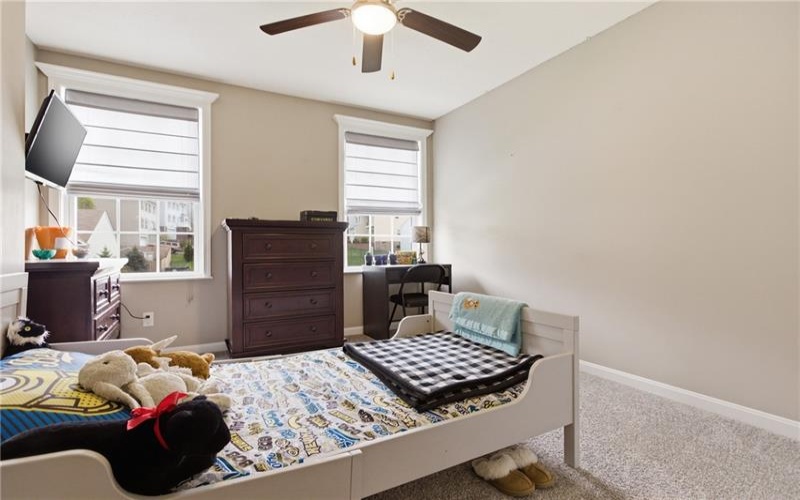 327 Everest Circle, Houston, 15342, 4 Bedrooms Bedrooms, 11 Rooms Rooms,2.1 BathroomsBathrooms,Residential,For Sale,Everest Circle,1748641