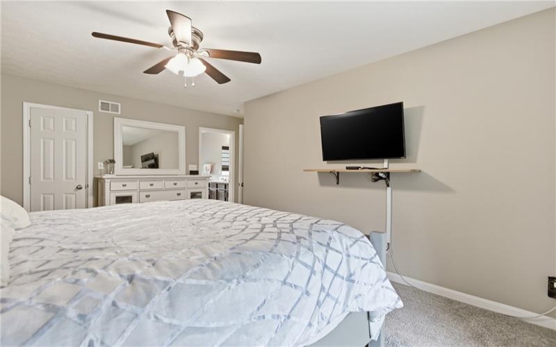 327 Everest Circle, Houston, 15342, 4 Bedrooms Bedrooms, 11 Rooms Rooms,2.1 BathroomsBathrooms,Residential,For Sale,Everest Circle,1748641