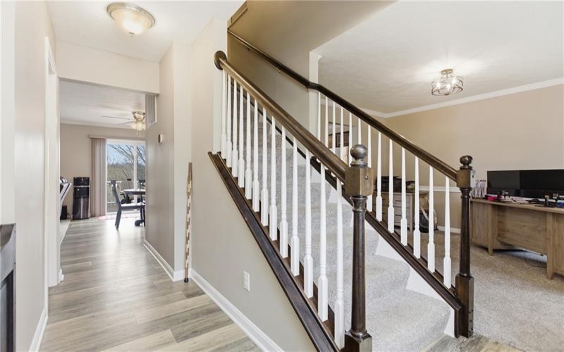 327 Everest Circle, Houston, 15342, 4 Bedrooms Bedrooms, 11 Rooms Rooms,2.1 BathroomsBathrooms,Residential,For Sale,Everest Circle,1748641