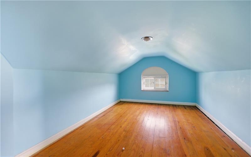 64 Harmon Creek Rd, Burgettstown, 15021, 3 Bedrooms Bedrooms, 10 Rooms Rooms,1.1 BathroomsBathrooms,Residential,For Sale,Harmon Creek Rd,1748645