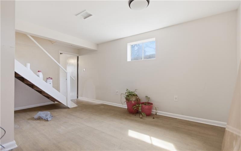 64 Harmon Creek Rd, Burgettstown, 15021, 3 Bedrooms Bedrooms, 10 Rooms Rooms,1.1 BathroomsBathrooms,Residential,For Sale,Harmon Creek Rd,1748645