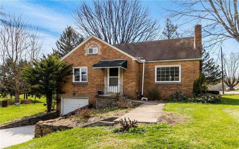 64 Harmon Creek Rd, Burgettstown, 15021, 3 Bedrooms Bedrooms, 10 Rooms Rooms,1.1 BathroomsBathrooms,Residential,For Sale,Harmon Creek Rd,1748645