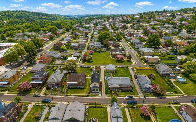 415 Giffin Ave, Canonsburg, 15317, 3 Bedrooms Bedrooms, ,2 BathroomsBathrooms,Residential,For Sale,Giffin Ave,1750264