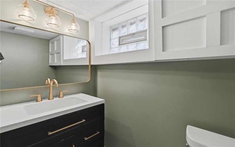 61 Dixon Blvd, Uniontown, 15401, 3 Bedrooms Bedrooms, ,2 BathroomsBathrooms,Residential,For Sale,Dixon Blvd,1750265