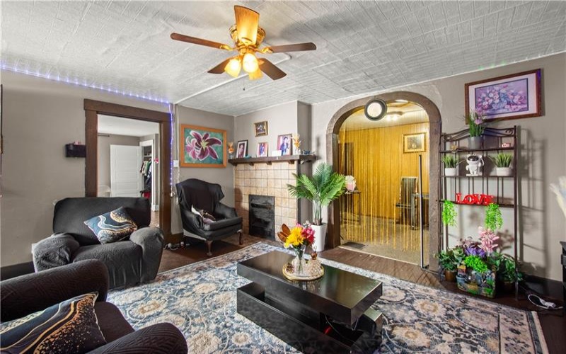 537 6th St, Donora, 15033, ,Multi-unit,For Sale,6th St,1748654