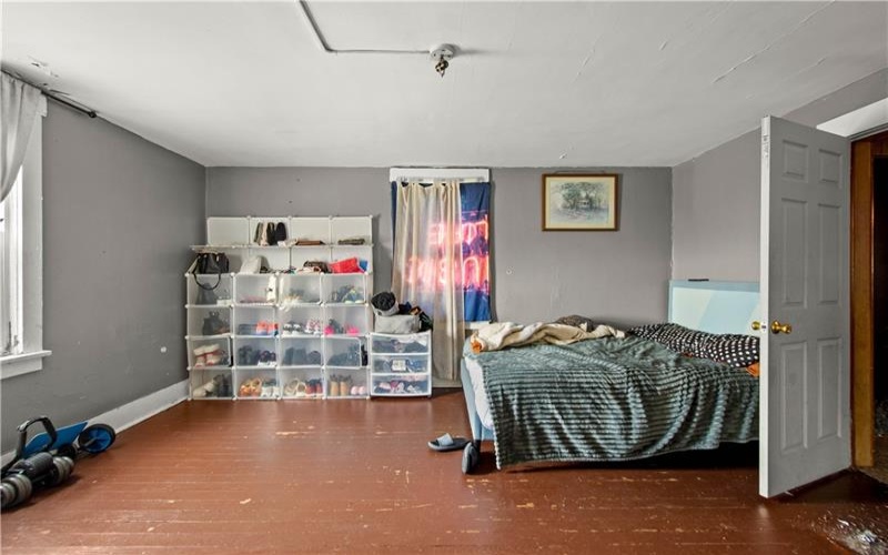 537 6th St, Donora, 15033, ,Multi-unit,For Sale,6th St,1748654