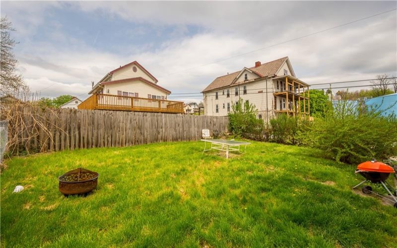 537 6th St, Donora, 15033, ,Multi-unit,For Sale,6th St,1748654
