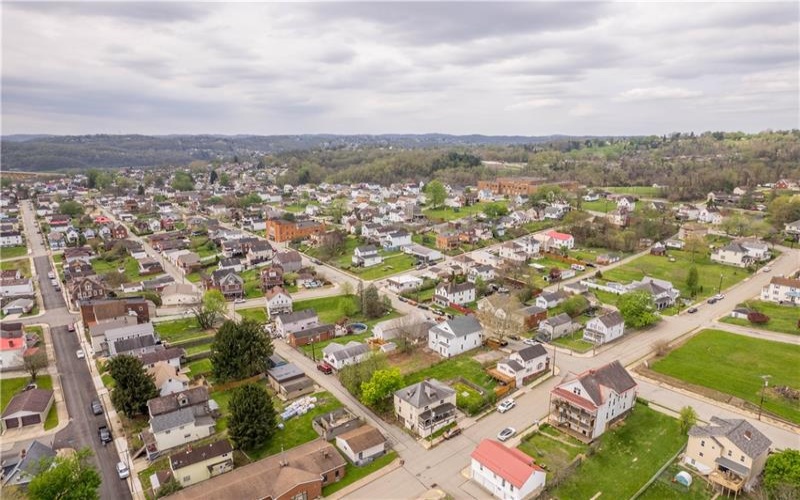 537 6th St, Donora, 15033, ,Multi-unit,For Sale,6th St,1748654