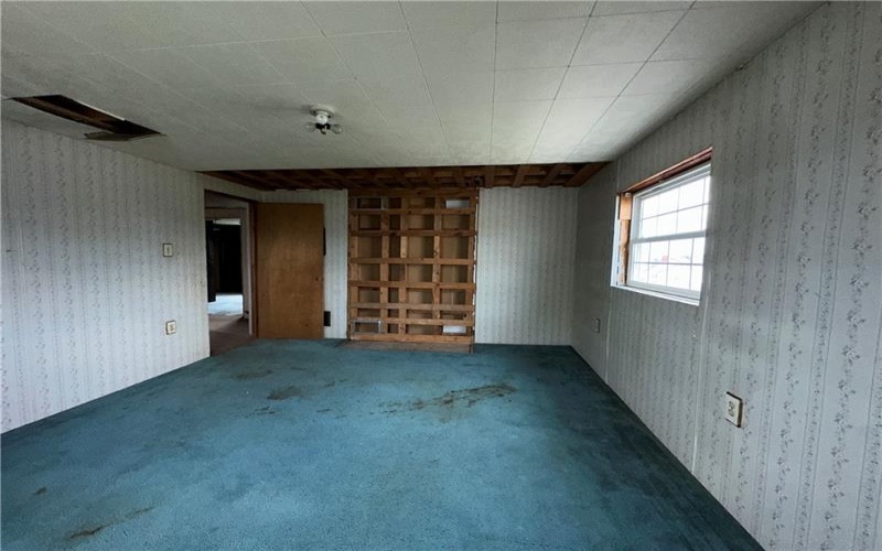 39 2nd St, Uniontown, 15401, 4 Bedrooms Bedrooms, 10 Rooms Rooms,2.1 BathroomsBathrooms,Residential,For Sale,2nd St,1748665