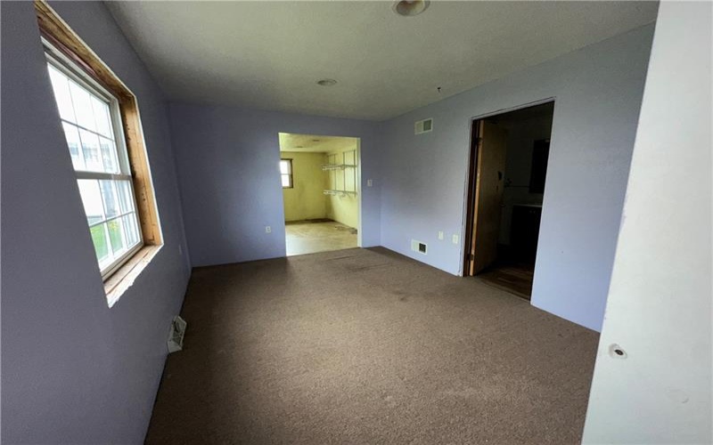39 2nd St, Uniontown, 15401, 4 Bedrooms Bedrooms, 10 Rooms Rooms,2.1 BathroomsBathrooms,Residential,For Sale,2nd St,1748665