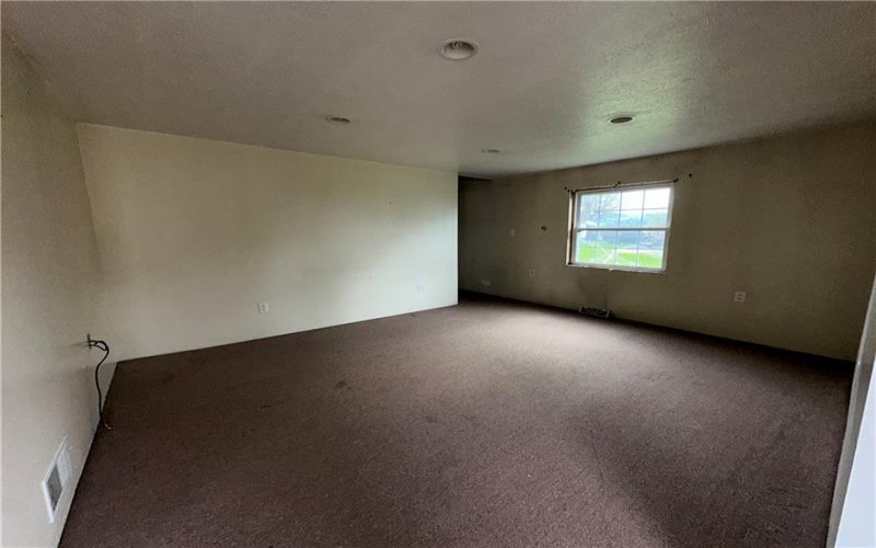 39 2nd St, Uniontown, 15401, 4 Bedrooms Bedrooms, 10 Rooms Rooms,2.1 BathroomsBathrooms,Residential,For Sale,2nd St,1748665