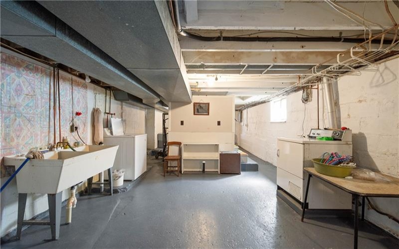 137 Washington Street, Cokeburg, 15324, 2 Bedrooms Bedrooms, 7 Rooms Rooms,1 BathroomBathrooms,Residential,For Sale,Washington Street,1750279
