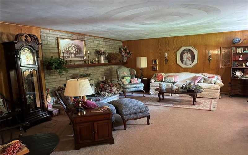 470 Quaker Church Rd, Perryopolis, 15473, 3 Bedrooms Bedrooms, 7 Rooms Rooms,2 BathroomsBathrooms,Residential,For Sale,Quaker Church Rd,1750290