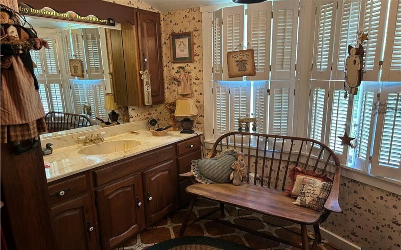470 Quaker Church Rd, Perryopolis, 15473, 3 Bedrooms Bedrooms, 7 Rooms Rooms,2 BathroomsBathrooms,Residential,For Sale,Quaker Church Rd,1750290