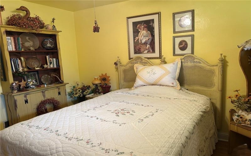 470 Quaker Church Rd, Perryopolis, 15473, 3 Bedrooms Bedrooms, 7 Rooms Rooms,2 BathroomsBathrooms,Residential,For Sale,Quaker Church Rd,1750290