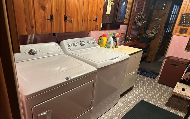 470 Quaker Church Rd, Perryopolis, 15473, 3 Bedrooms Bedrooms, 7 Rooms Rooms,2 BathroomsBathrooms,Residential,For Sale,Quaker Church Rd,1750290