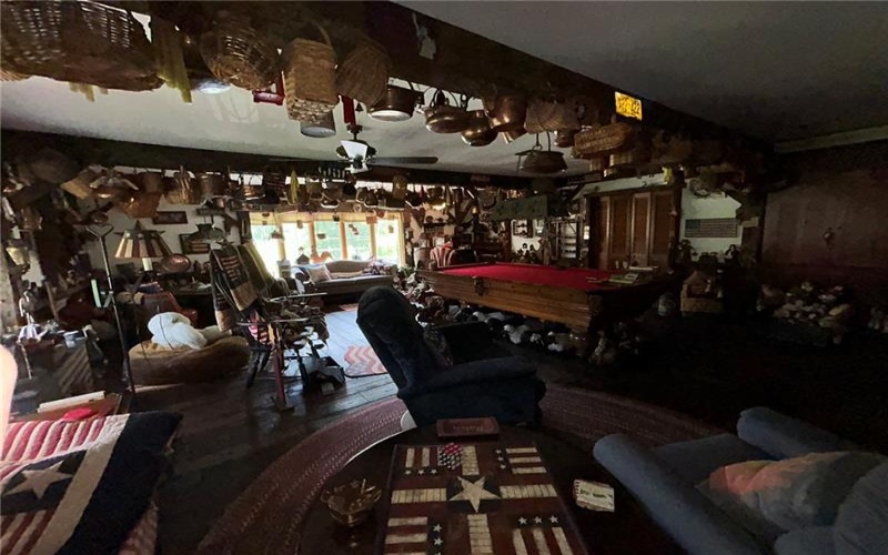 470 Quaker Church Rd, Perryopolis, 15473, 3 Bedrooms Bedrooms, 7 Rooms Rooms,2 BathroomsBathrooms,Residential,For Sale,Quaker Church Rd,1750290