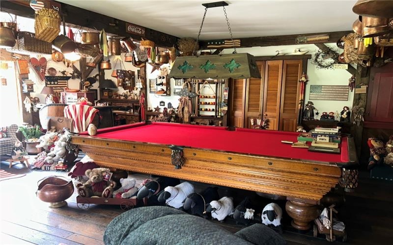 470 Quaker Church Rd, Perryopolis, 15473, 3 Bedrooms Bedrooms, 7 Rooms Rooms,2 BathroomsBathrooms,Residential,For Sale,Quaker Church Rd,1750290