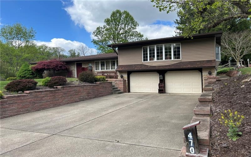 470 Quaker Church Rd, Perryopolis, 15473, 3 Bedrooms Bedrooms, 7 Rooms Rooms,2 BathroomsBathrooms,Residential,For Sale,Quaker Church Rd,1750290