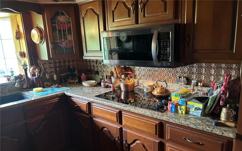 470 Quaker Church Rd, Perryopolis, 15473, 3 Bedrooms Bedrooms, 7 Rooms Rooms,2 BathroomsBathrooms,Residential,For Sale,Quaker Church Rd,1750290