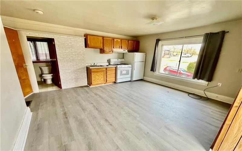 670 Park St, California, 15419, ,Multi-unit,For Sale,Park St,1750326