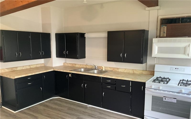 670 Park St, California, 15419, ,Multi-unit,For Sale,Park St,1750326