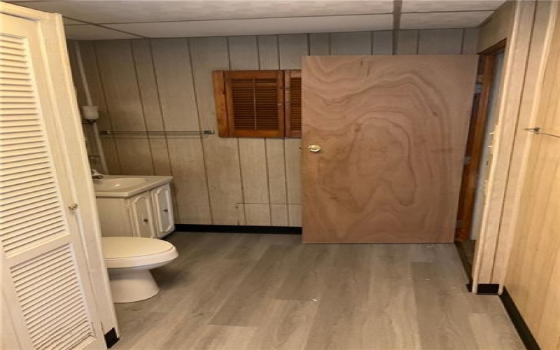 670 Park St, California, 15419, ,Multi-unit,For Sale,Park St,1750326