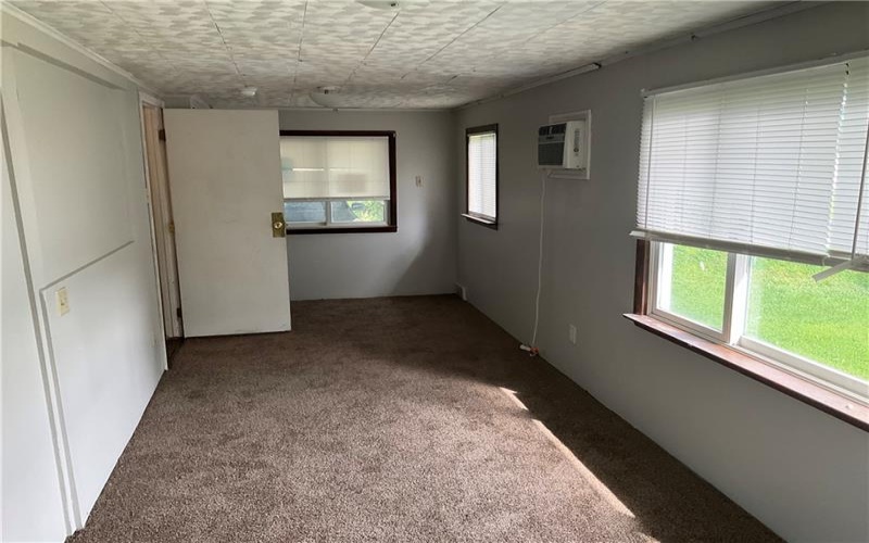 670 Park St, California, 15419, ,Multi-unit,For Sale,Park St,1750326
